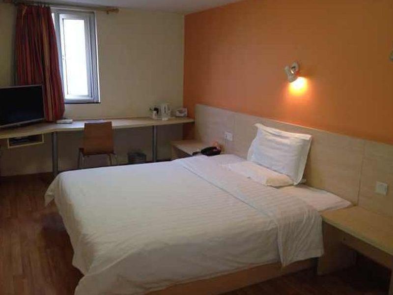 7Days Inn Dalian Xinghai Square Lianhe Road Metro Station Buitenkant foto
